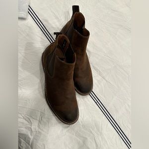 Men’s Leather Chelsea Boots